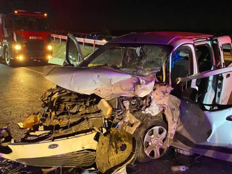 Malatyada bakim calismasi yapilan yolda iki arac carpisti 6 yarali C5XqJSX8
